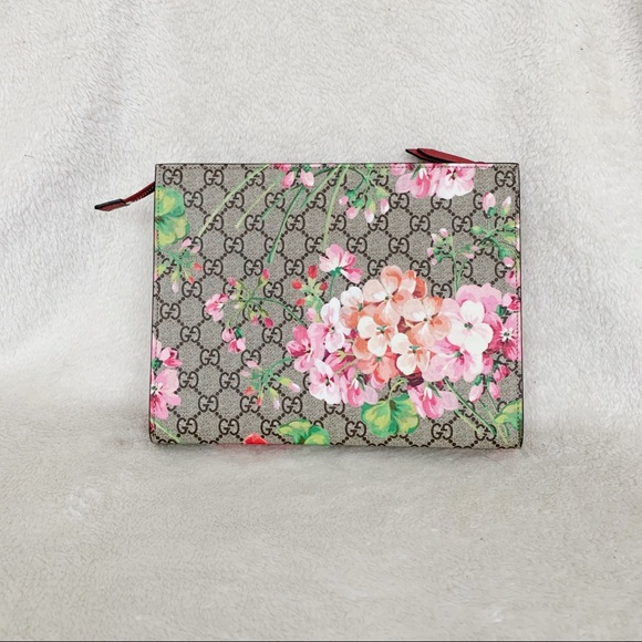 NWT Authentic Gucci Bloom Supreme GG Cosmetic Bag - Picture 2 of 14